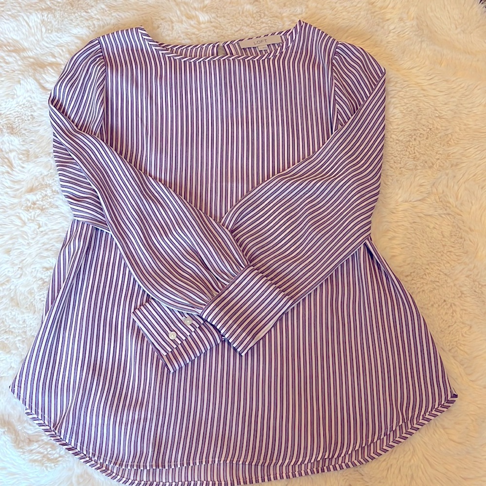 Red, white, and blue long sleeve blouse